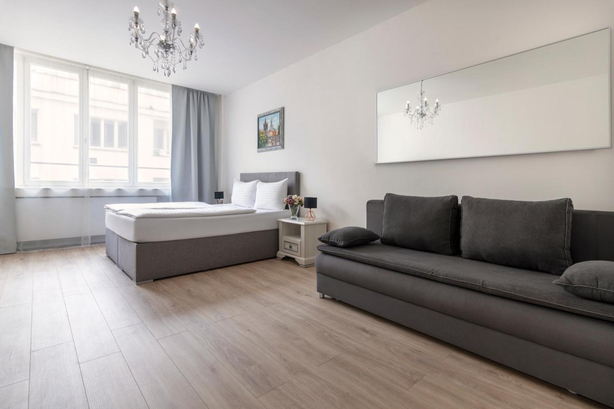 Prague Serenity Suites And Apartments Экстерьер фото